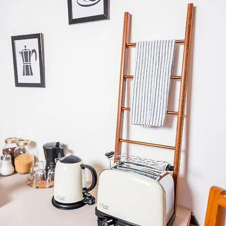 La Casa Del Barranco *