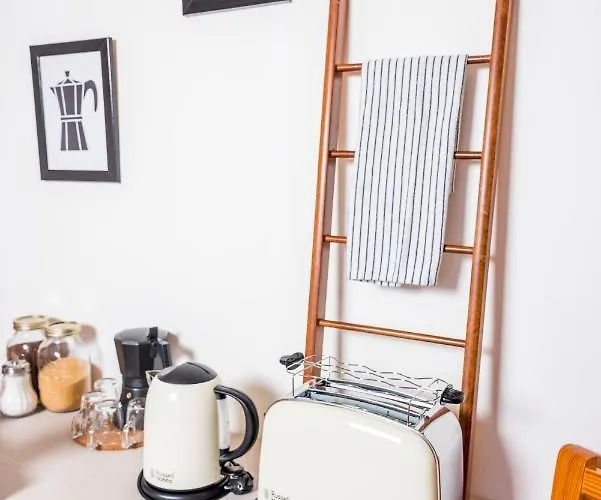 La Casa Del Barranco *