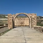 La Casa Del Barranco *